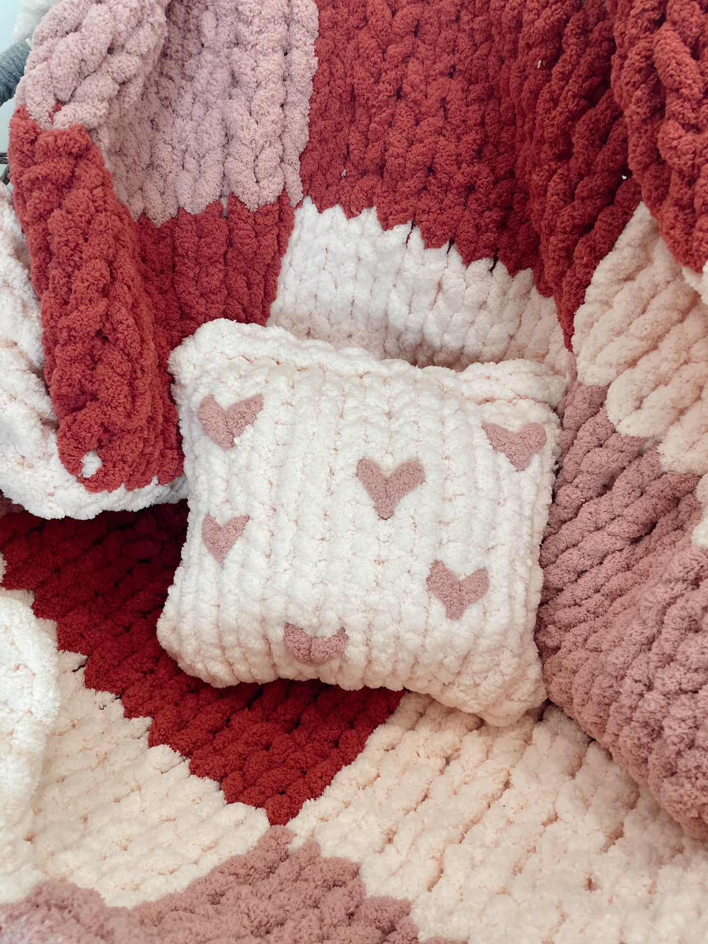 Square Pillow PATTERN