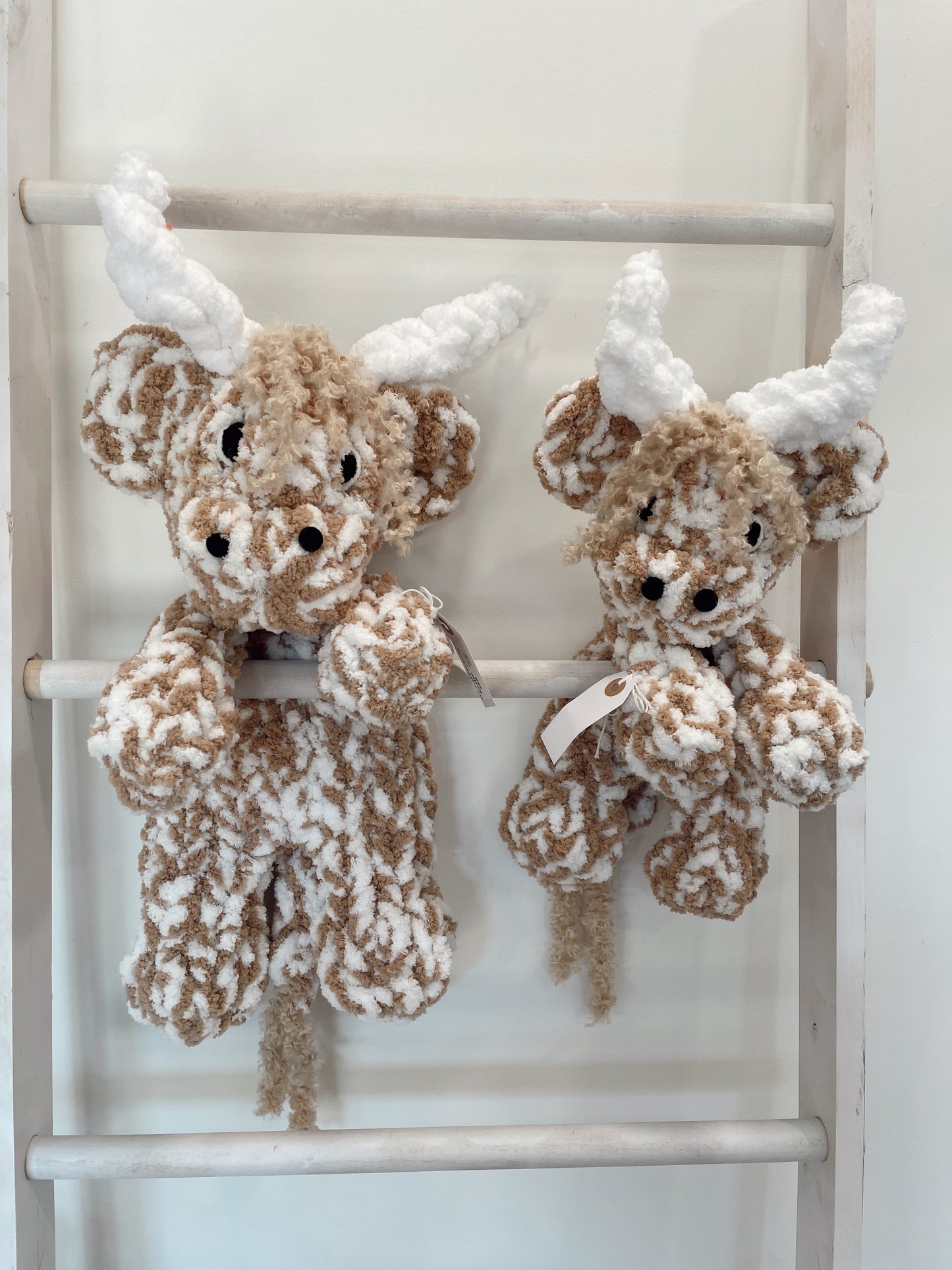 Hallie the Highland Cow Tutorial / pattern modification (READ DESCRIPTION)