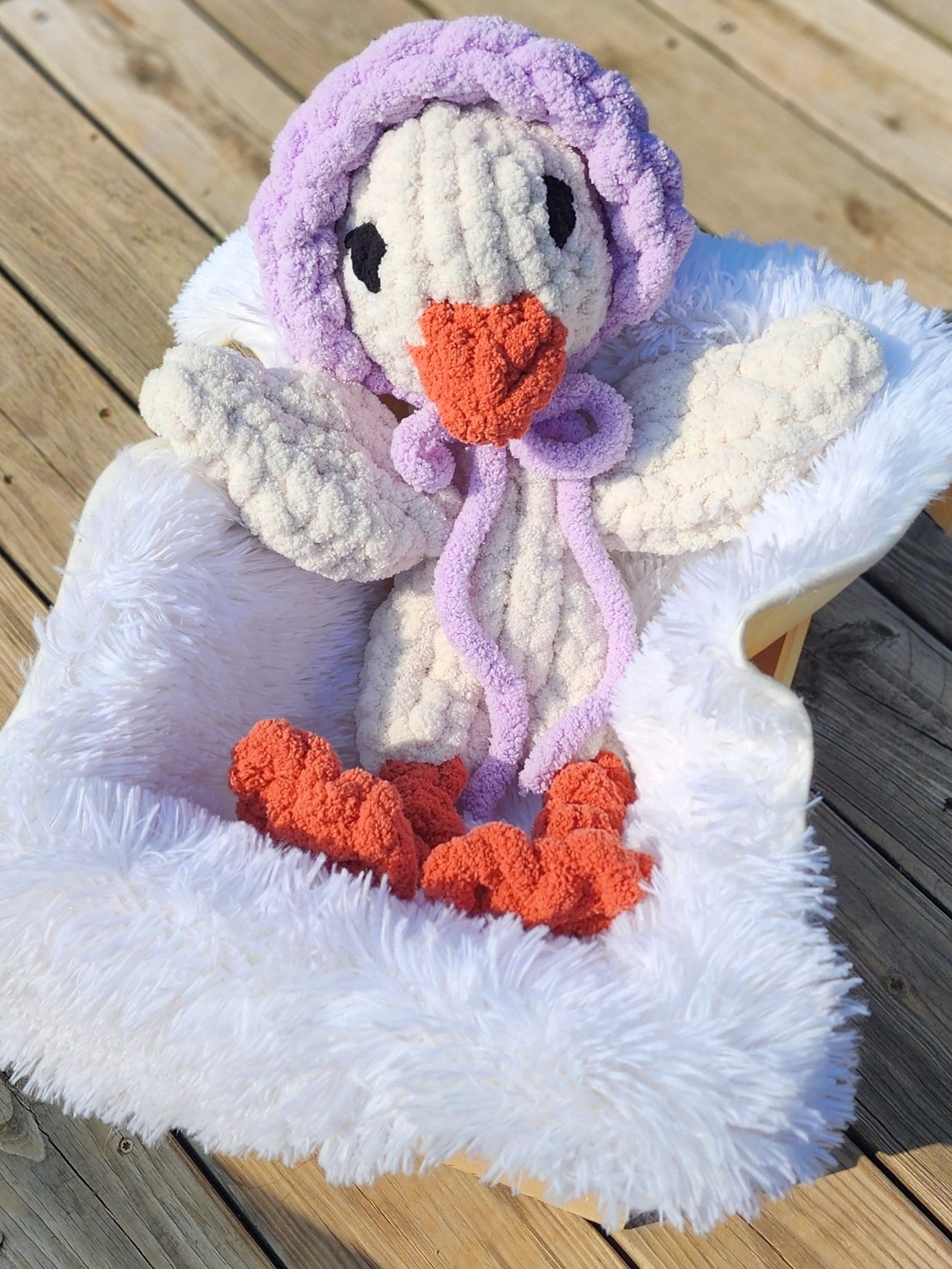 Suzy the Goose / Sully the Swan / Finger Knit Pattern / Intermediate +
