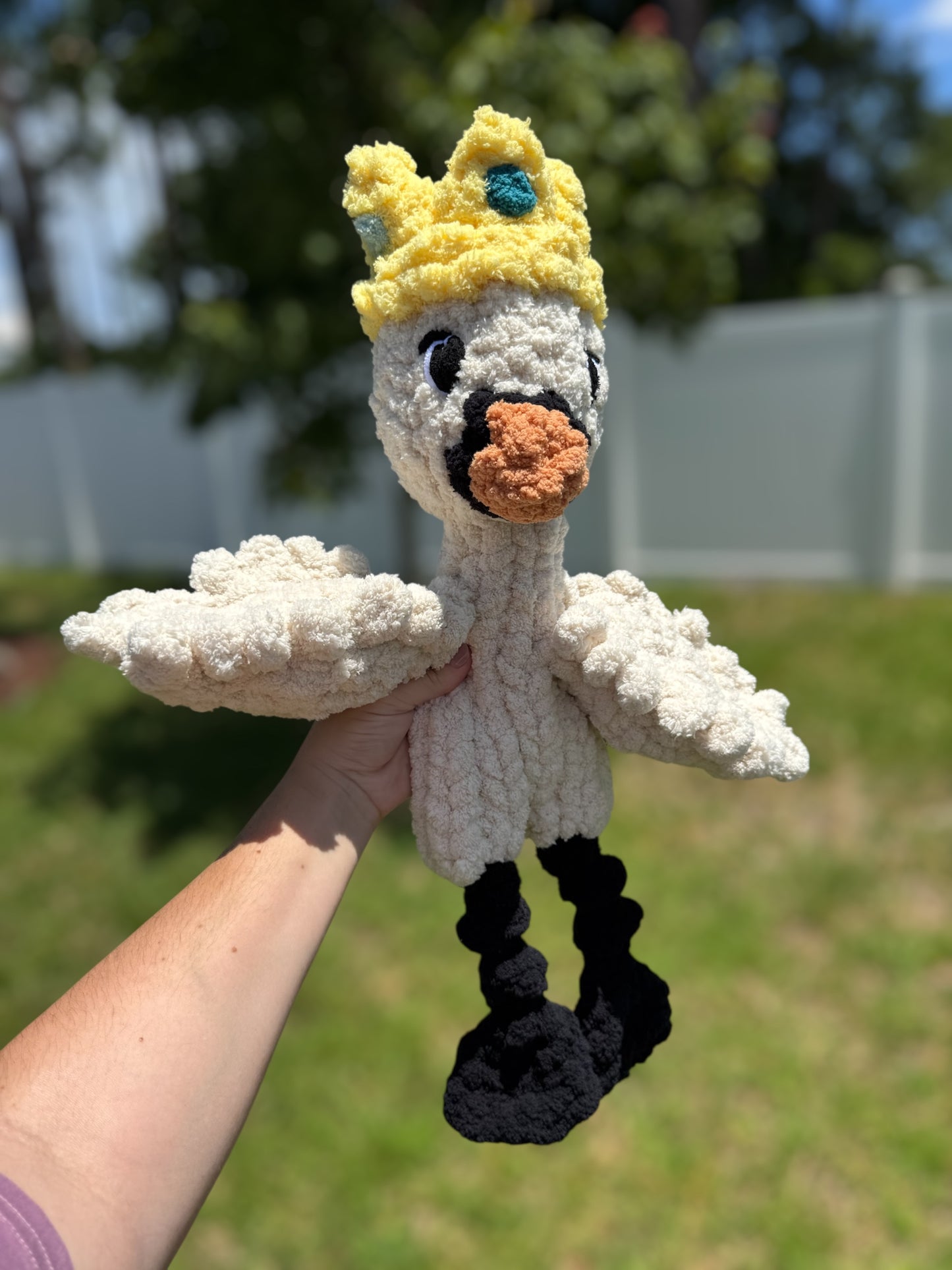 Suzy the Goose / Sully the Swan / Finger Knit Pattern / Intermediate +