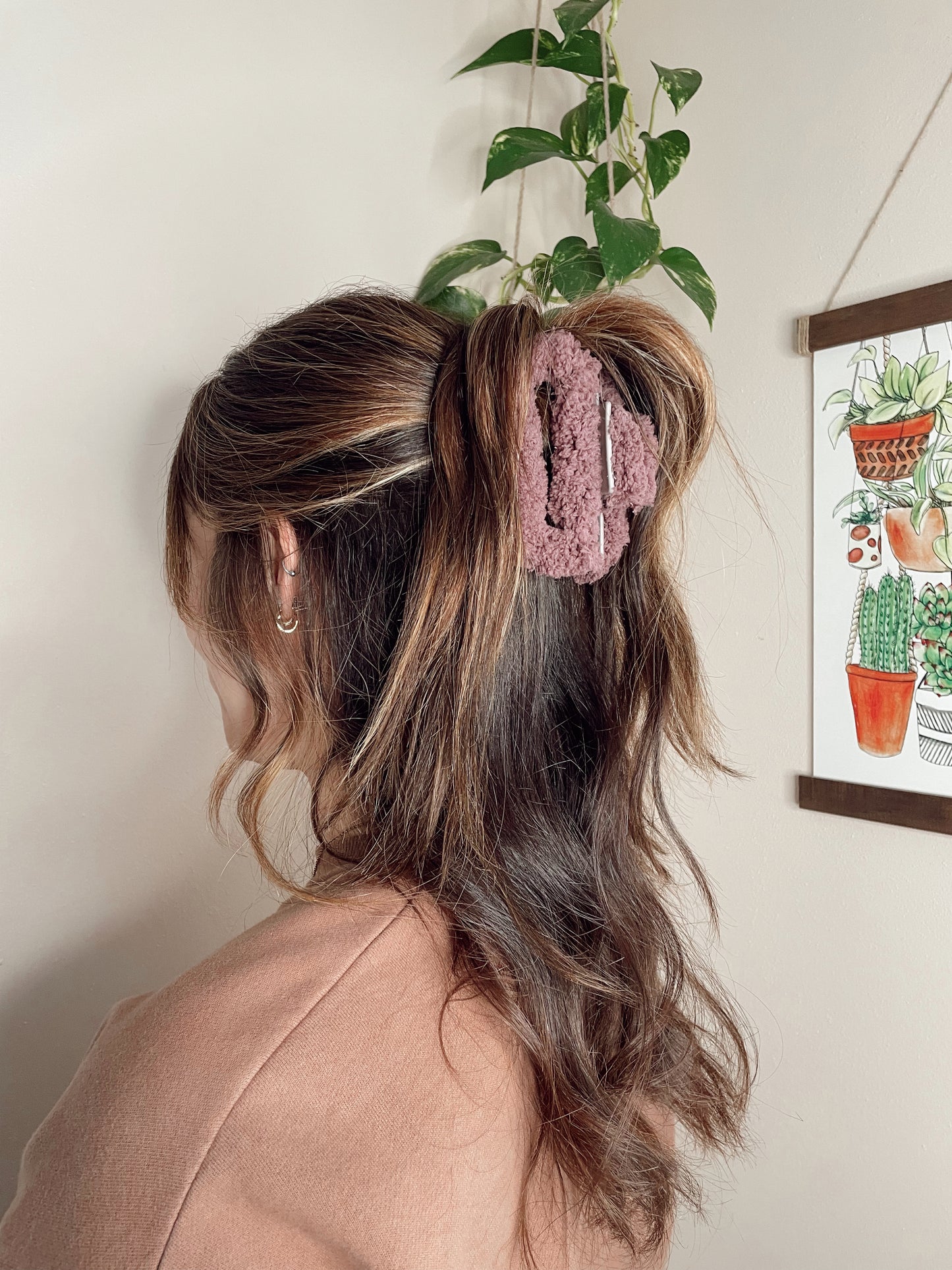 Large Cozy Claw Clips