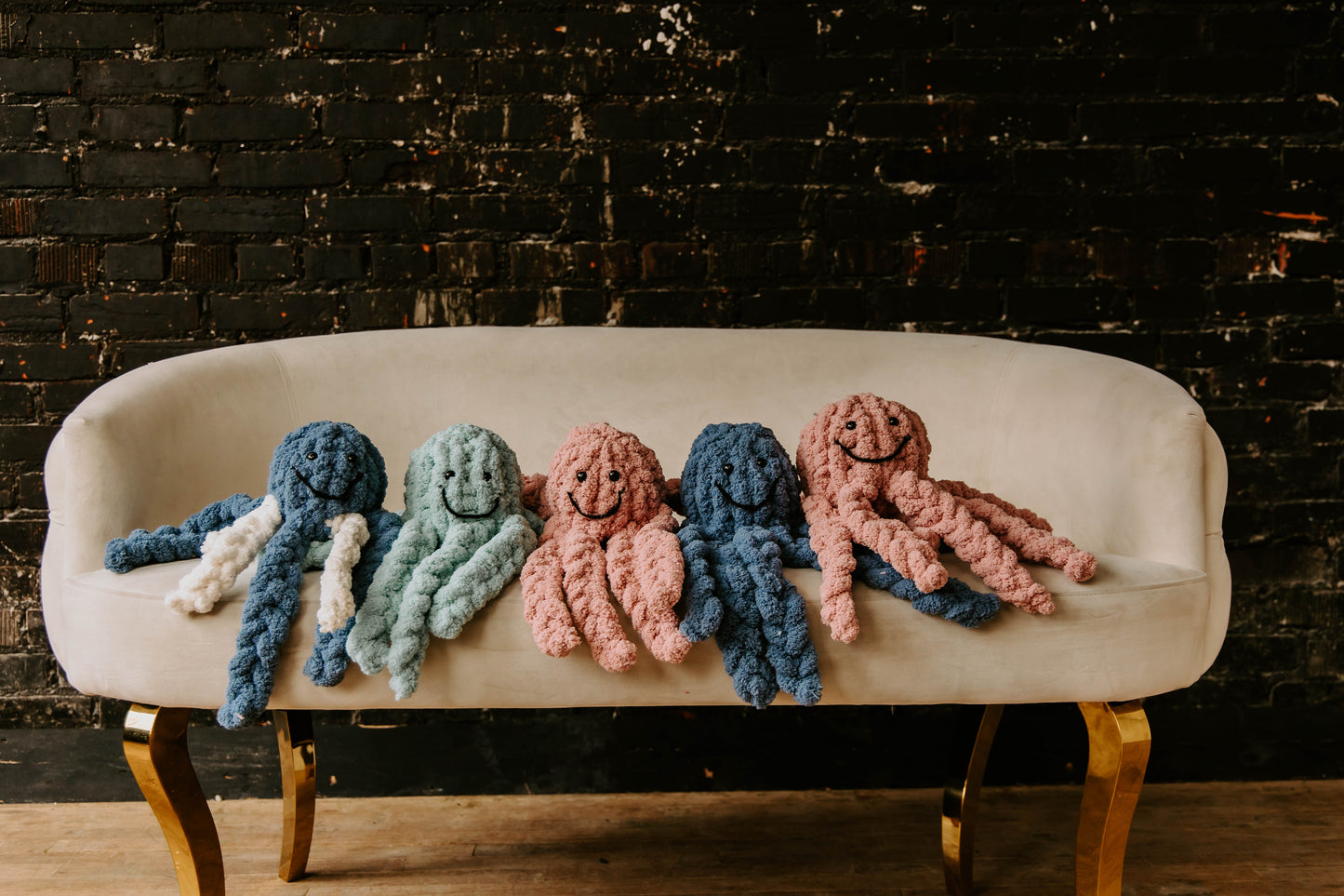 Finger Knit Octopus Workshop