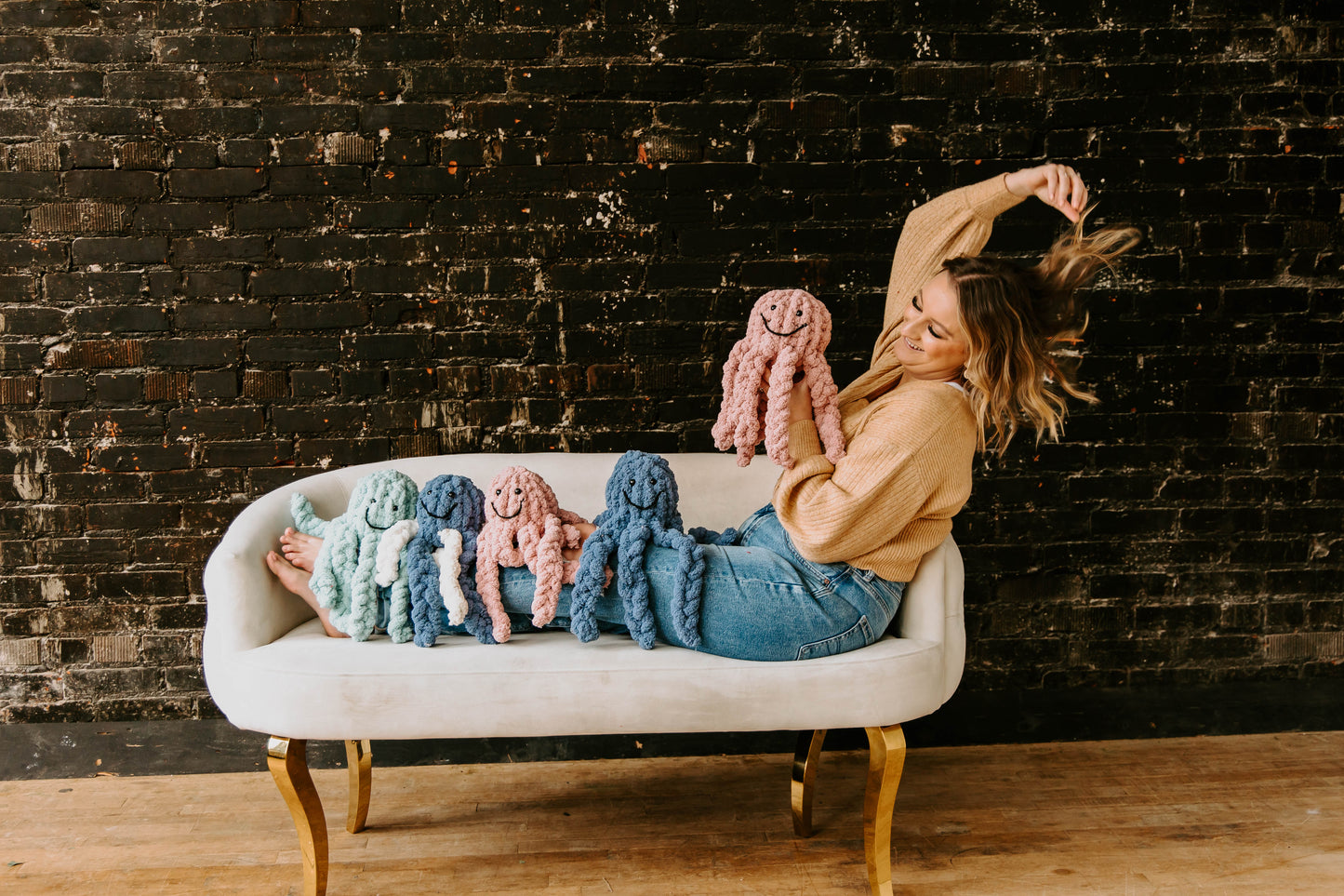 Finger Knit Octopus Workshop