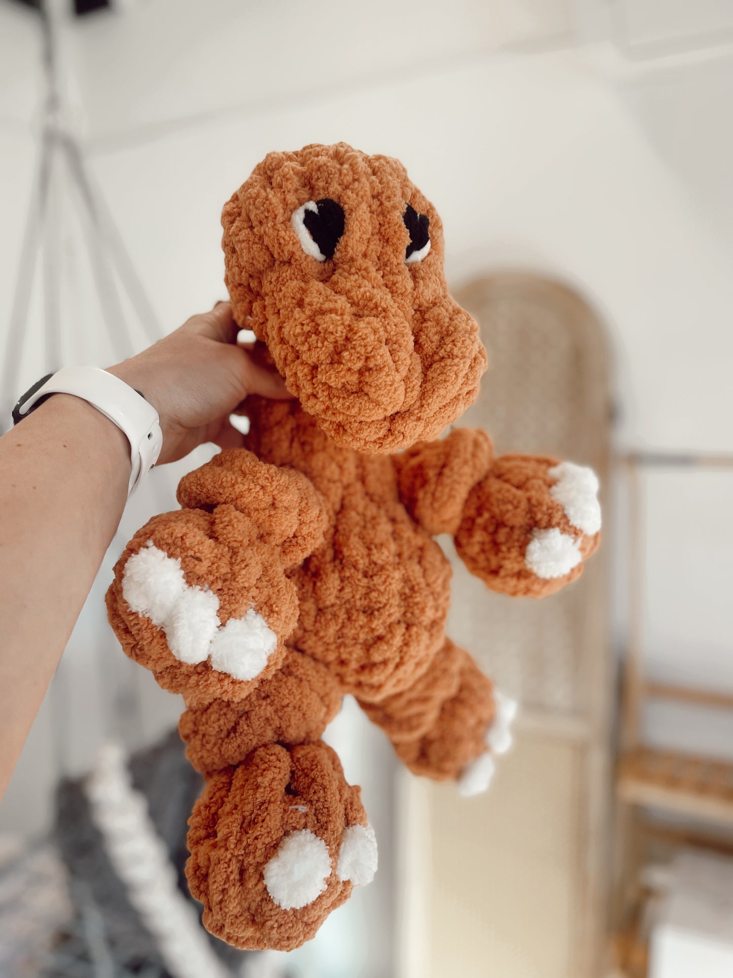 PDF + Video Finger Knitting Pattern – Baby Long Neck Dino & Dragon- Intermediate level pattern