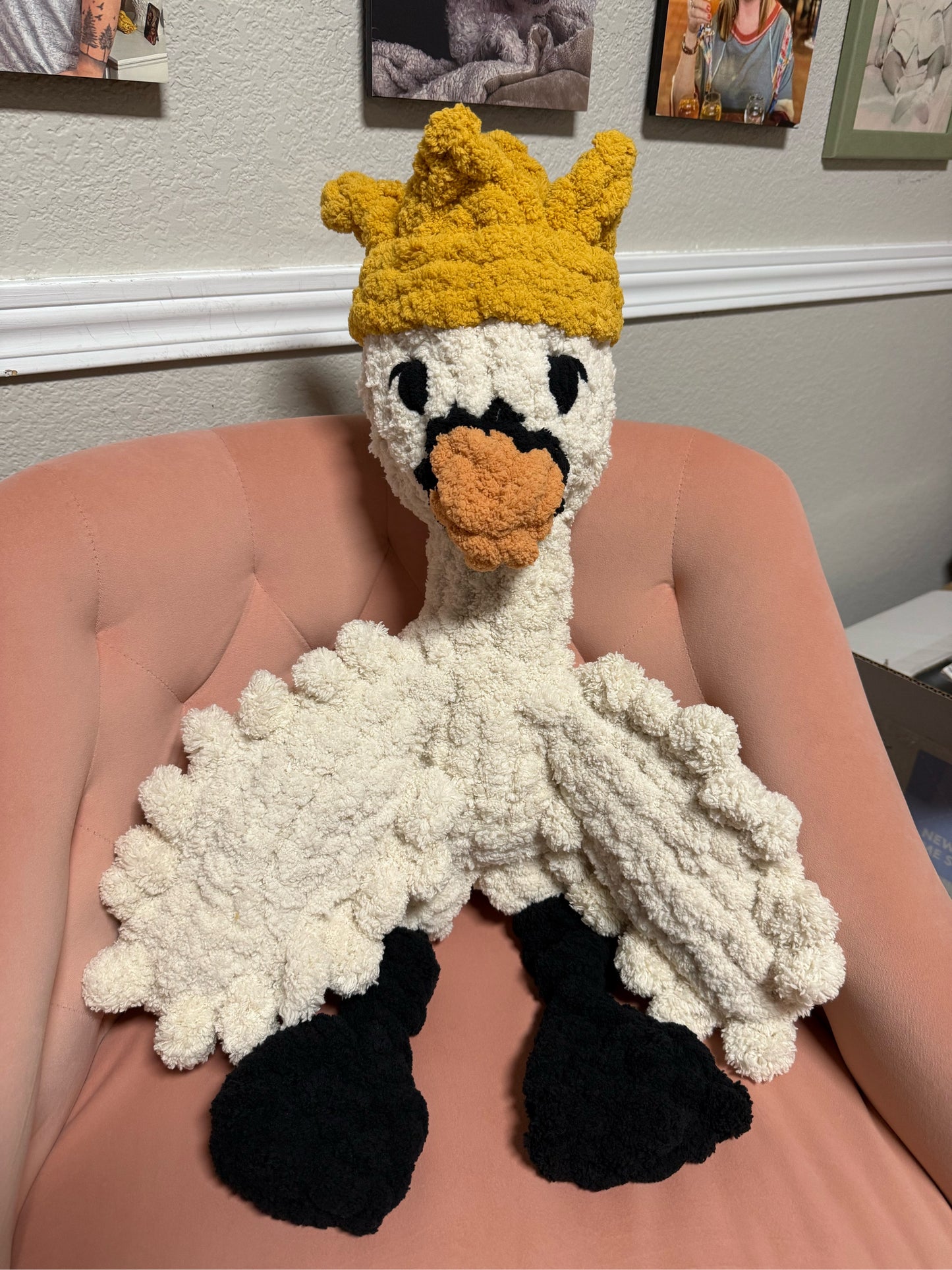 Suzy the Goose / Sully the Swan / Finger Knit Pattern / Intermediate +