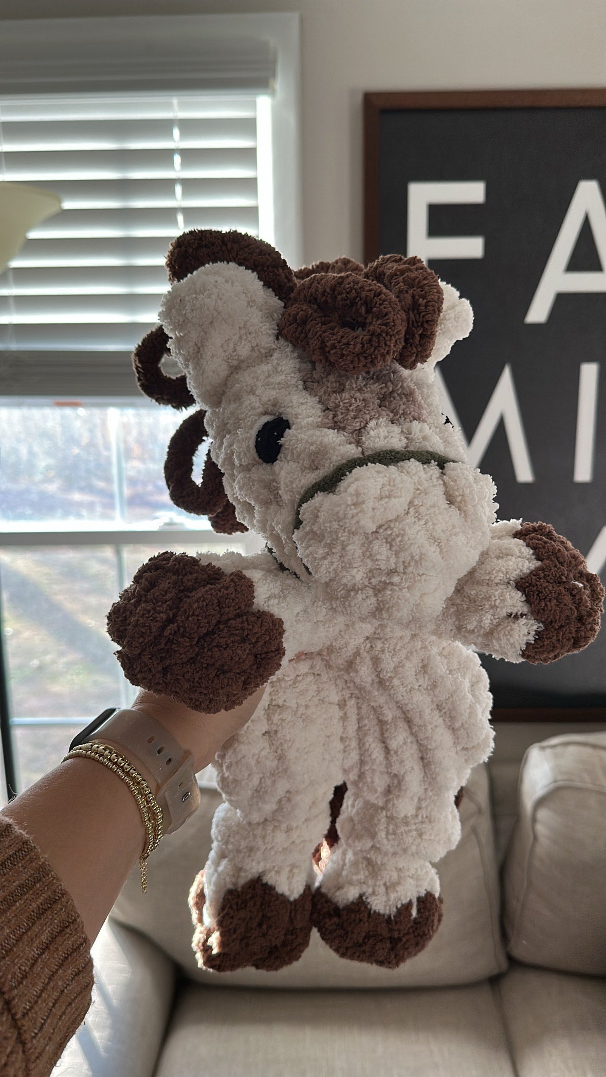 Helena the Horse, Unicorn, Pegasus- finger knitting pattern